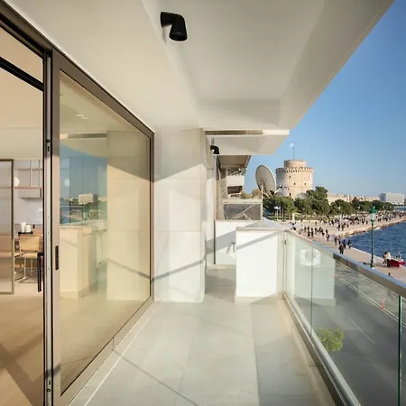 Appartement F & B Collection - Luxury Seafront 2 Bedroom *