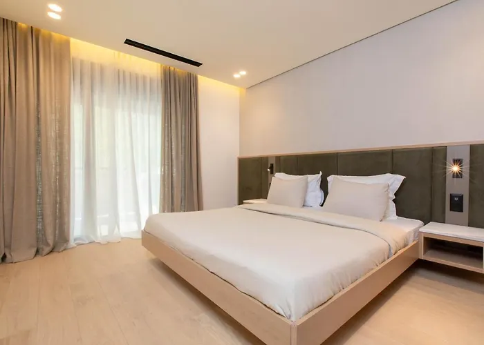 F & B Collection - Luxury Seafront 2 Bedroom Διαμέρισμα