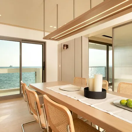 Apartamento F & B Collection - Luxury Seafront 2 Bedroom *