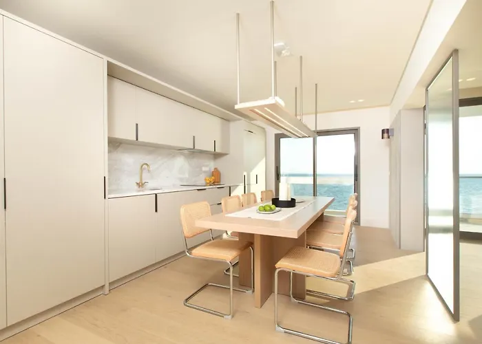 F & B Collection - Luxury Seafront 2 Bedroom Selanik